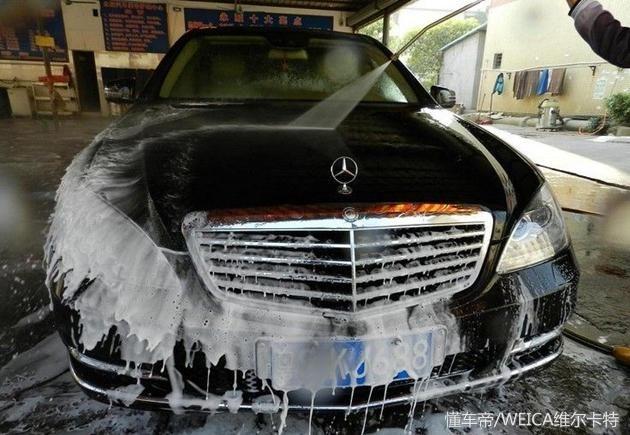 不要用洗衣粉、洗潔精洗車